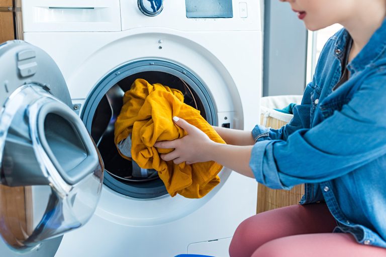 Read more about the article Protect Your Laundry With A Water Softener